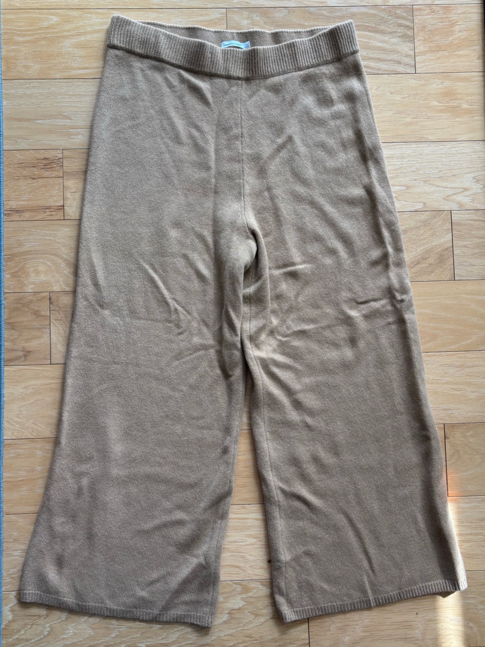 Unsubscribed 100% Cashmere Tan
Wide Leg Flare Sweater Pant Size XL - Picture 1 of 4